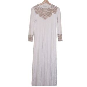 White maxi dress long sleeve size small